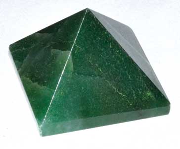 #Emerald Fuchsite Pyramid 25 - 30mm# - ## at Solace GemWorks